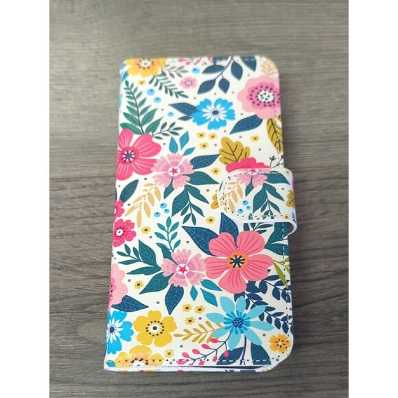 Unbranded Accessories - Samsung Galaxy S24 Wallet Phone Case Floral